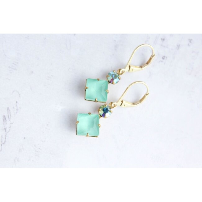 A Pocket of Posies Mint Drop Earrings | Vintage Glass Jewels