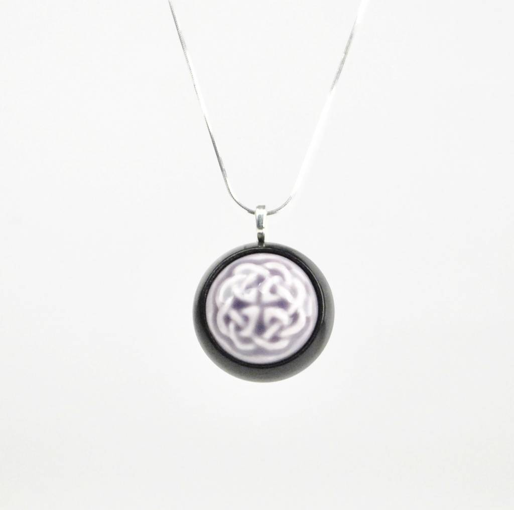 Studio Evans Celtic Knot-Lavender