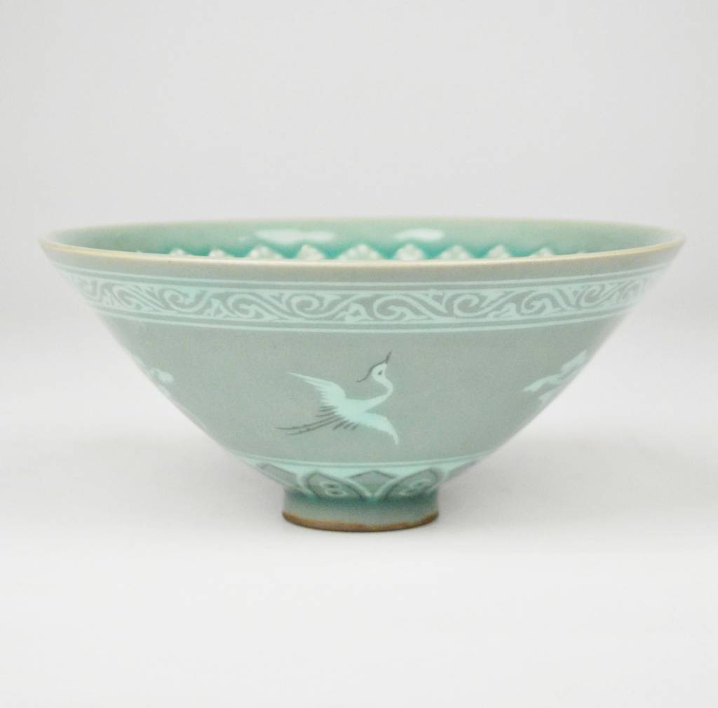 Kim Soeng-Tae Celadon Tea Bowl, Peony Design