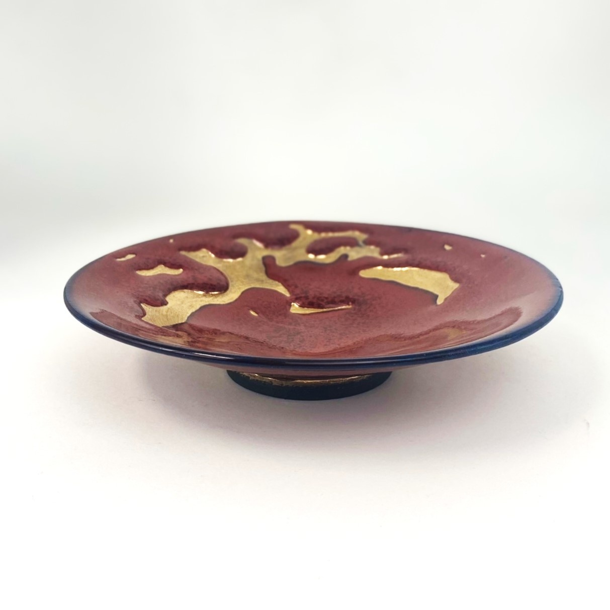 Yunting Li Red & Gold plate