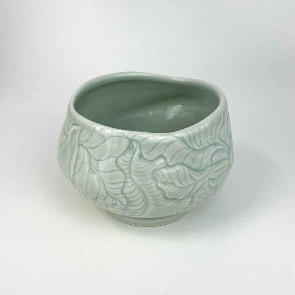 Elaine Coleman White Birds, Leaves, Flowers Tea Bowl