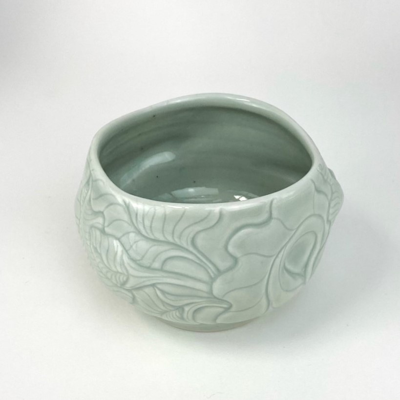 Elaine Coleman White Birds, Leaves, Flowers Tea Bowl