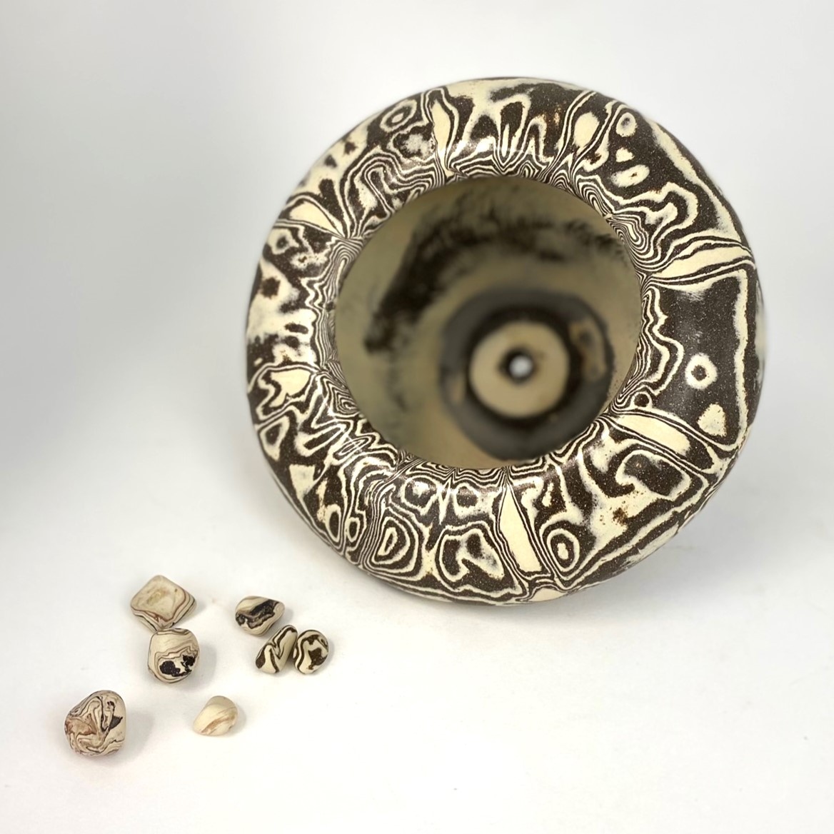 Mark Walsh Brown Marbled Planter