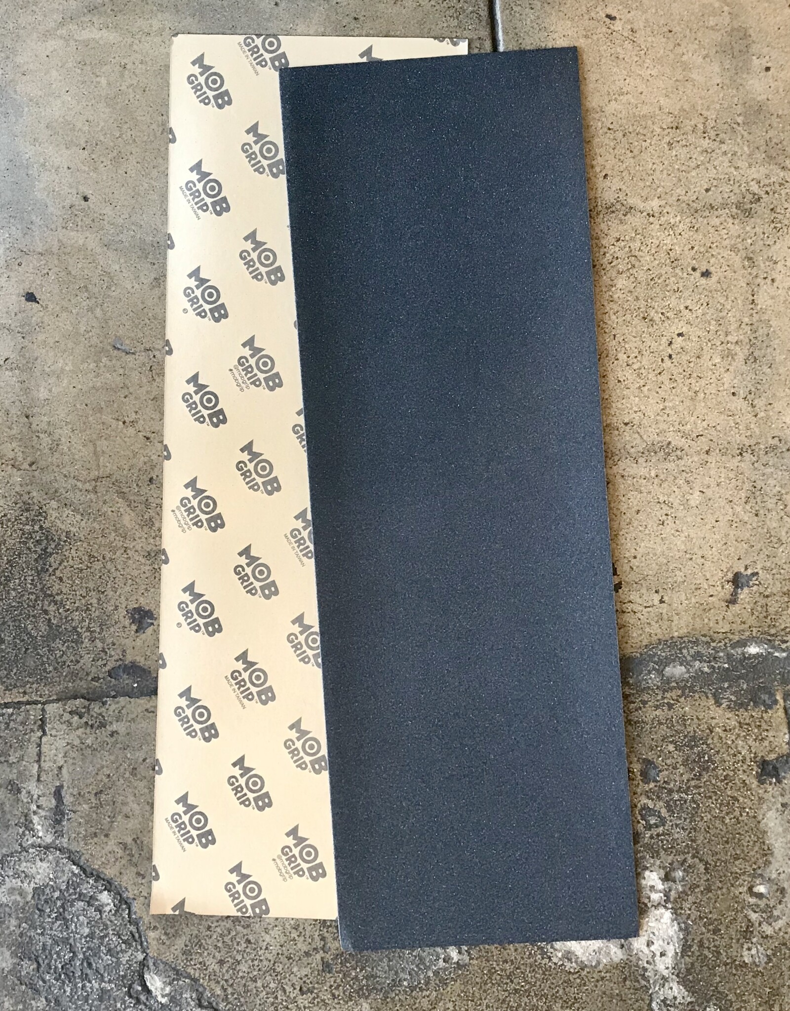MOB MOB GRIPTAPE - BLACK