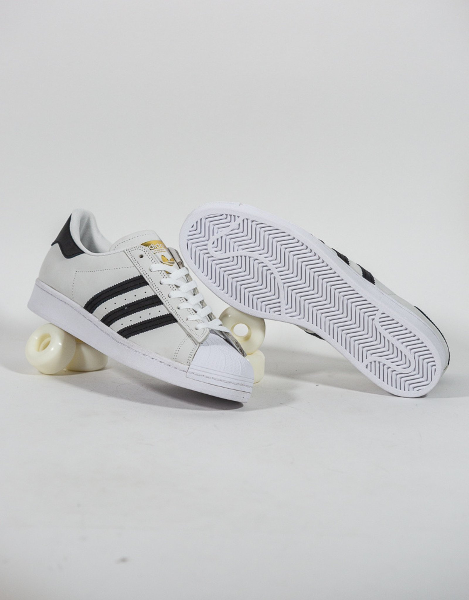 adidas superstar grey and white