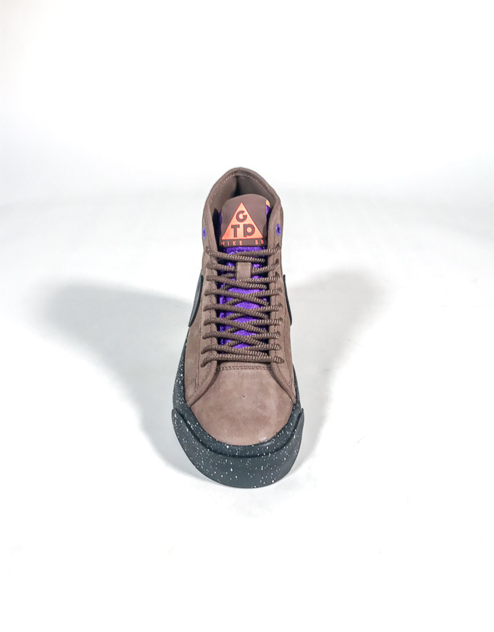 nike sb zoom blazer mid pro gt qs