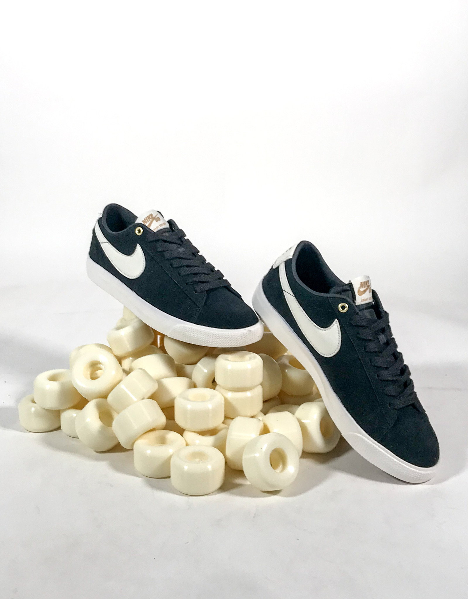 Nike Sb Blazer Low Gt Black Sail Konarkengineerings Com Nike Sb Blazer Low Gt Black Sail Konarkengineerings Com