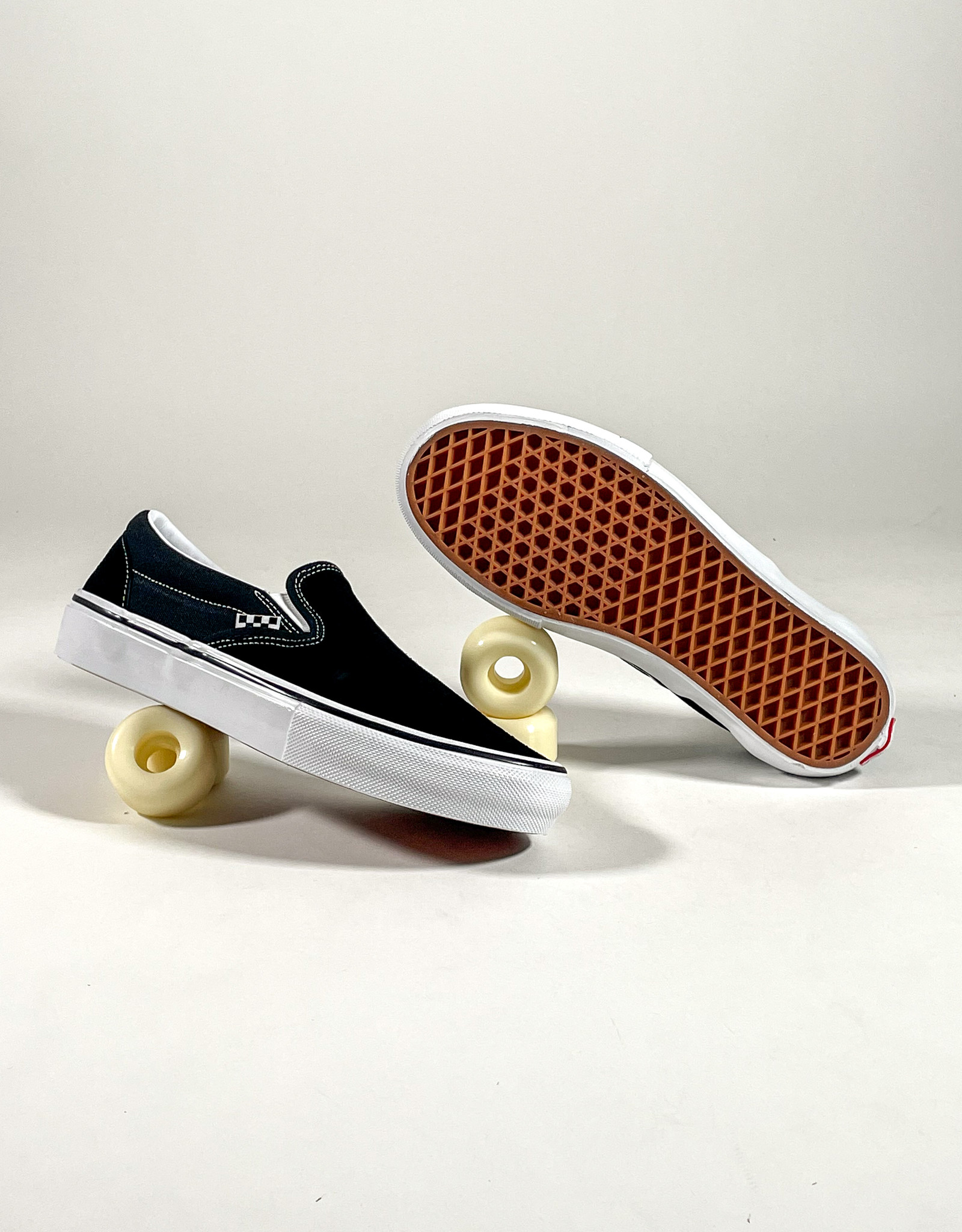 VANS SKATE SLIP ON - BLACK/WHITE