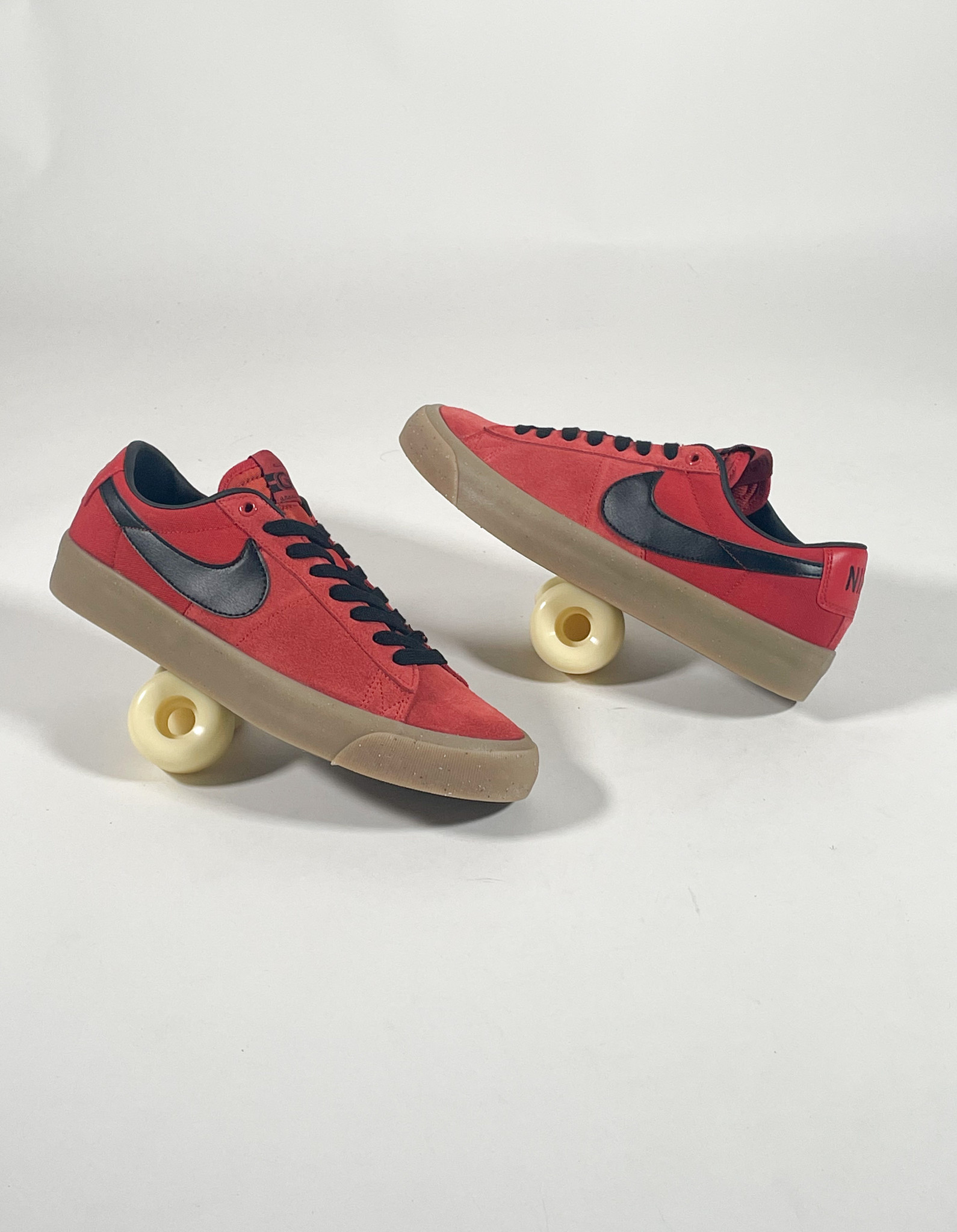 Nike Sb Zoom Blazer Low Pro Gt Cinnabar Black Cinnabar Gum Light Brown Kingswell