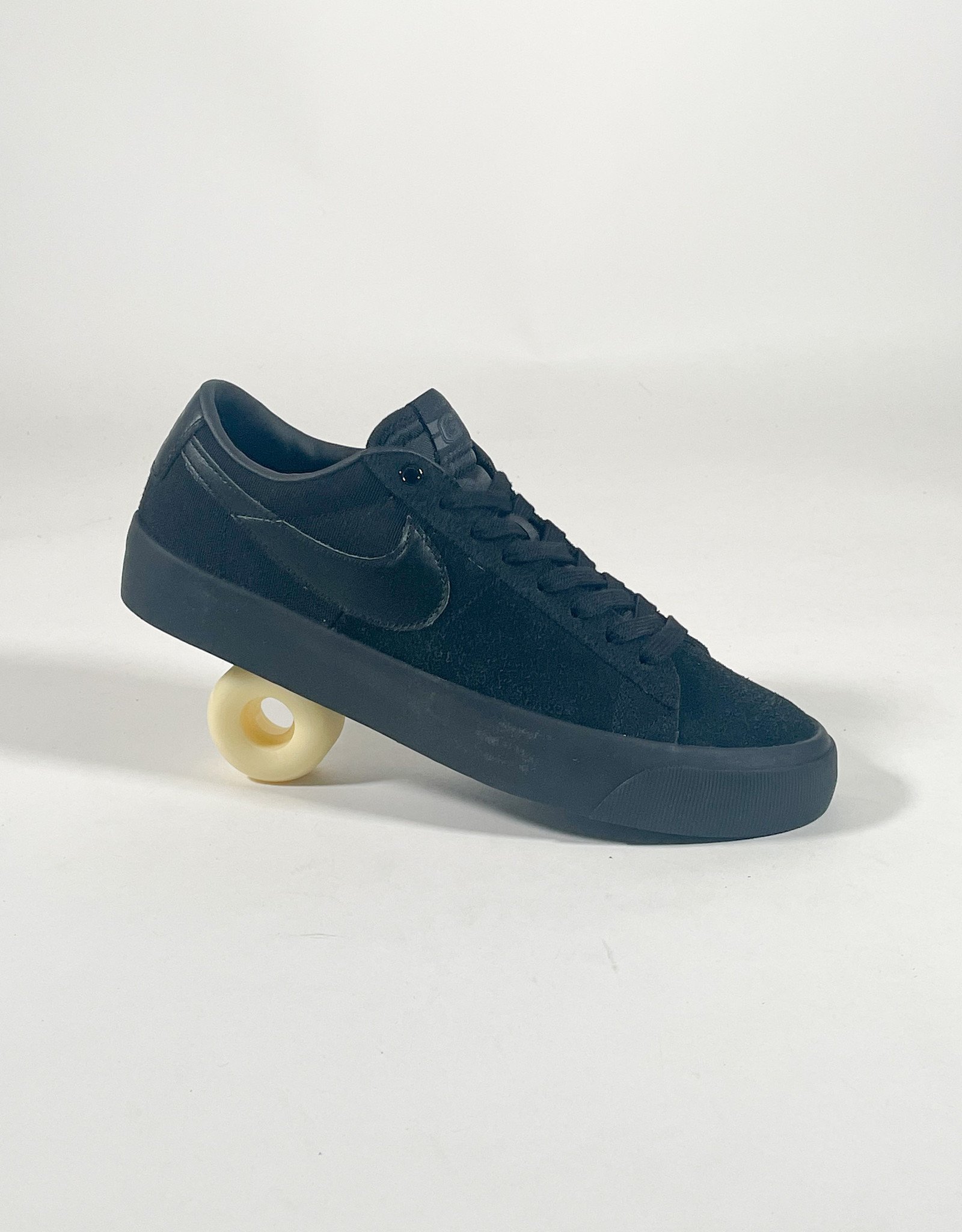 Nike Sb Zoom Blazer Low Pro Gt Black Black Black Anthracite Kingswell