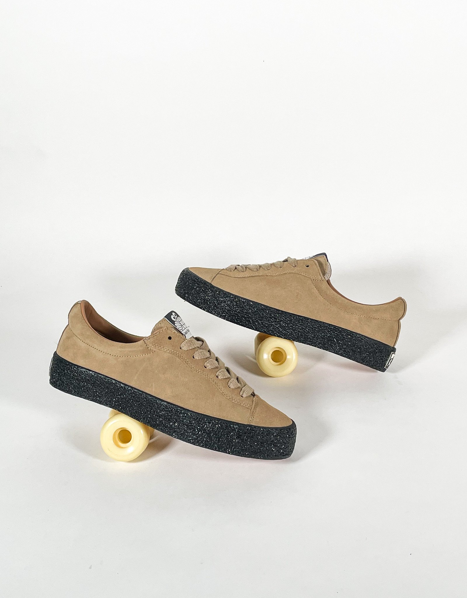 LAST RESORT LAST RESORT VM002 LO SUEDE - SAND/BLACK