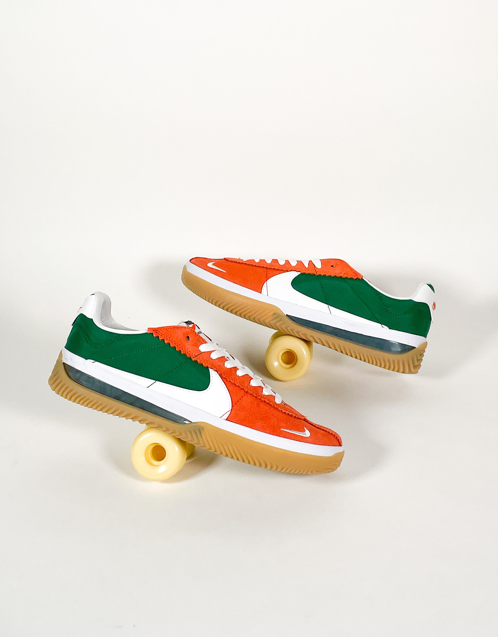 NIKE NIKE BRSB DEEP ORANGE/WHITE-PINE GREEN-WHITE