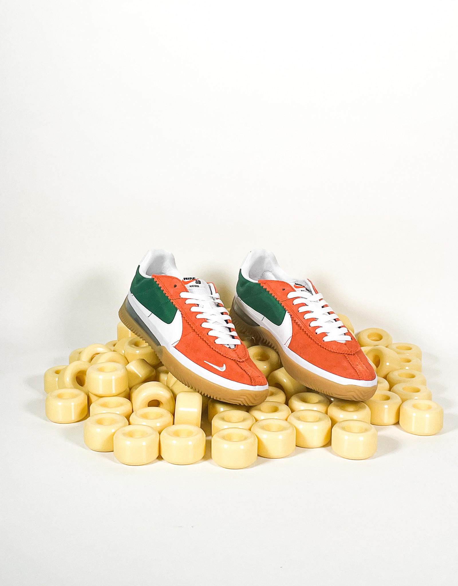 NIKE NIKE BRSB DEEP ORANGE/WHITE-PINE GREEN-WHITE