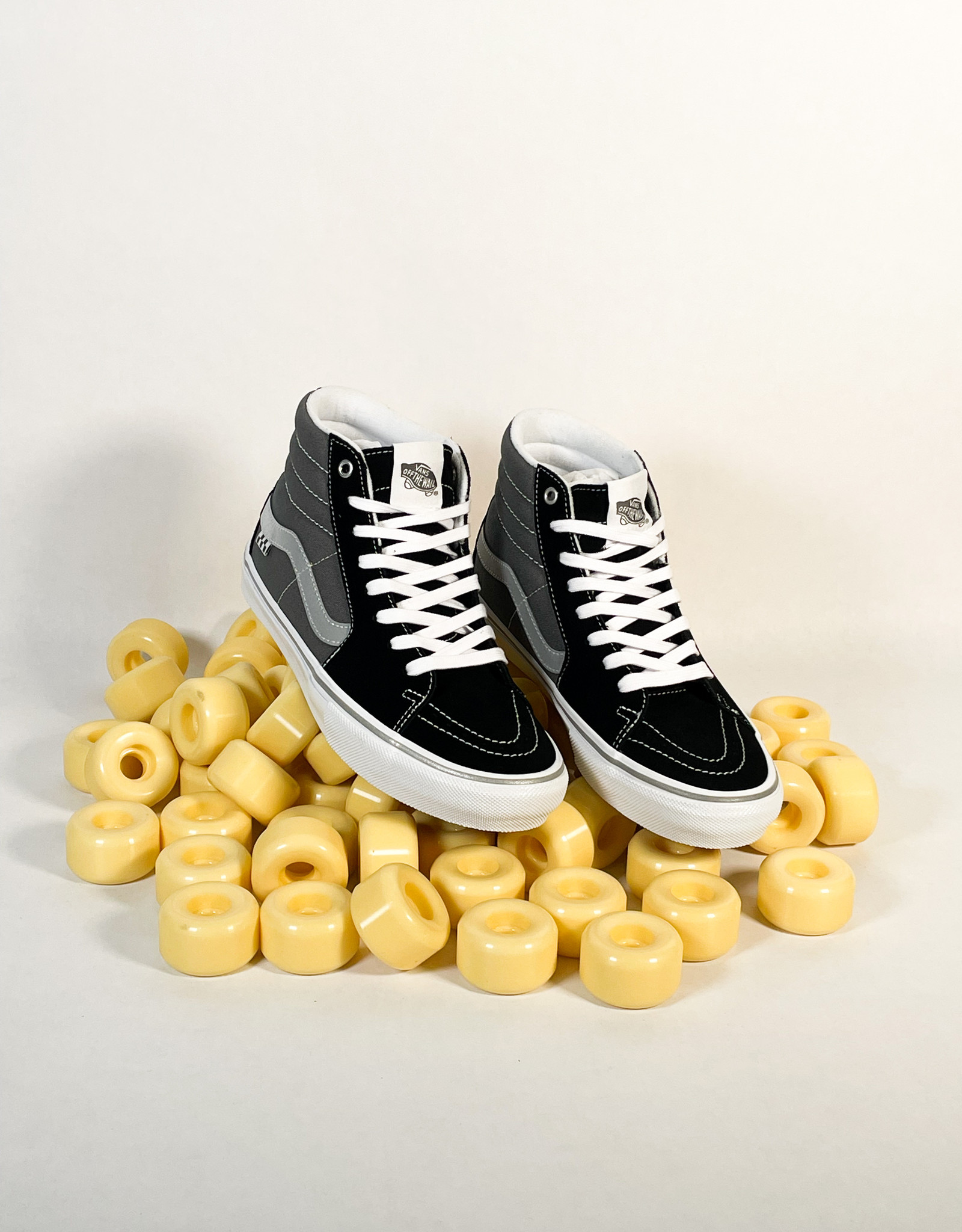 VANS VANS SKATE SK8-Hi REFLECTIVE BLACK/GREY