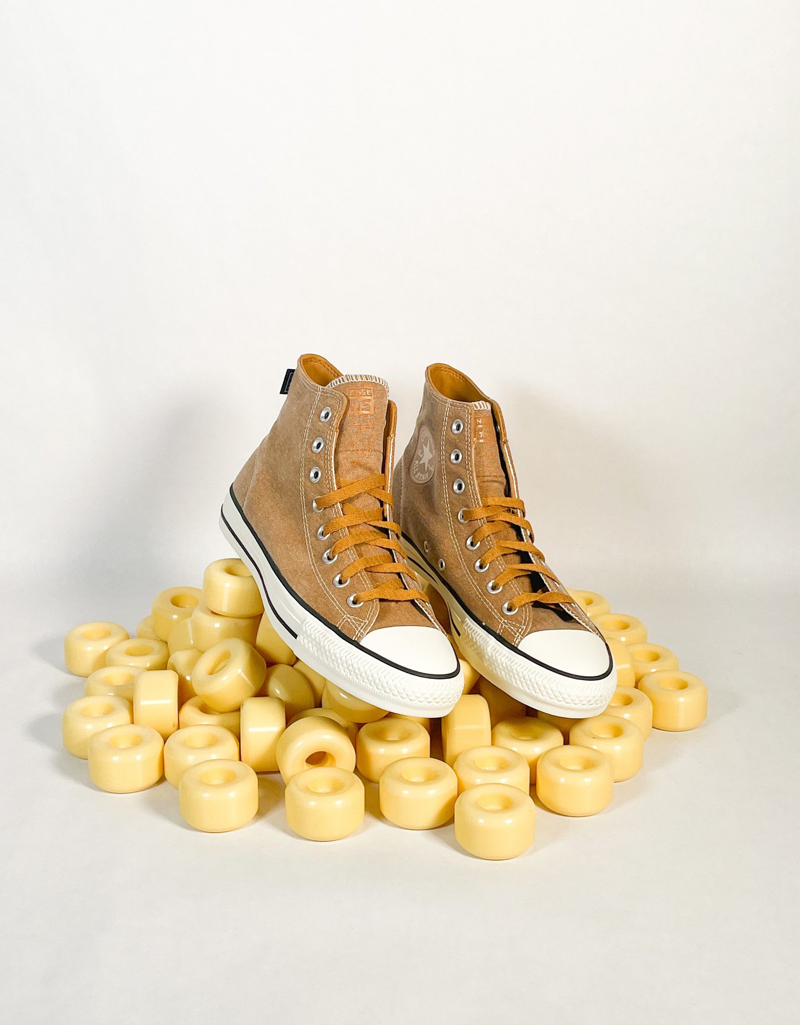 CONVERSE CONS CTAS PRO HI DARK SOBA/EGRET/BLACK