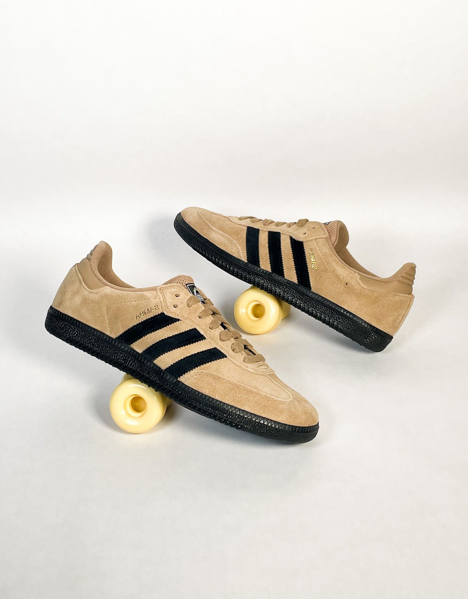 ADIDAS ADIDAS SKATEBOARDING SAMBA ADV - CARDBOARD/CORE BLACK