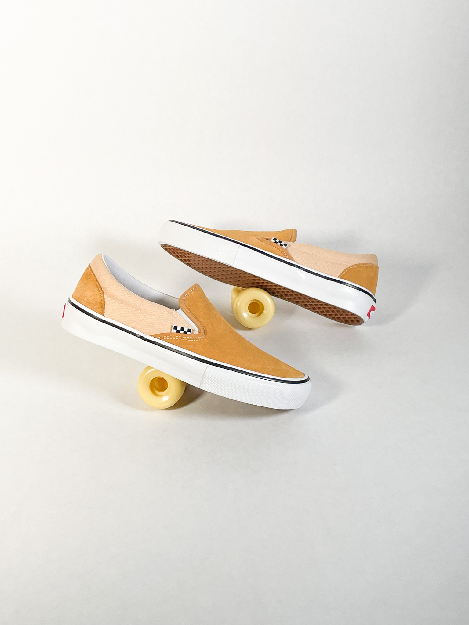 VANS SKATE SLIP ON HONEY PEACH KINGSWELL Los Feliz