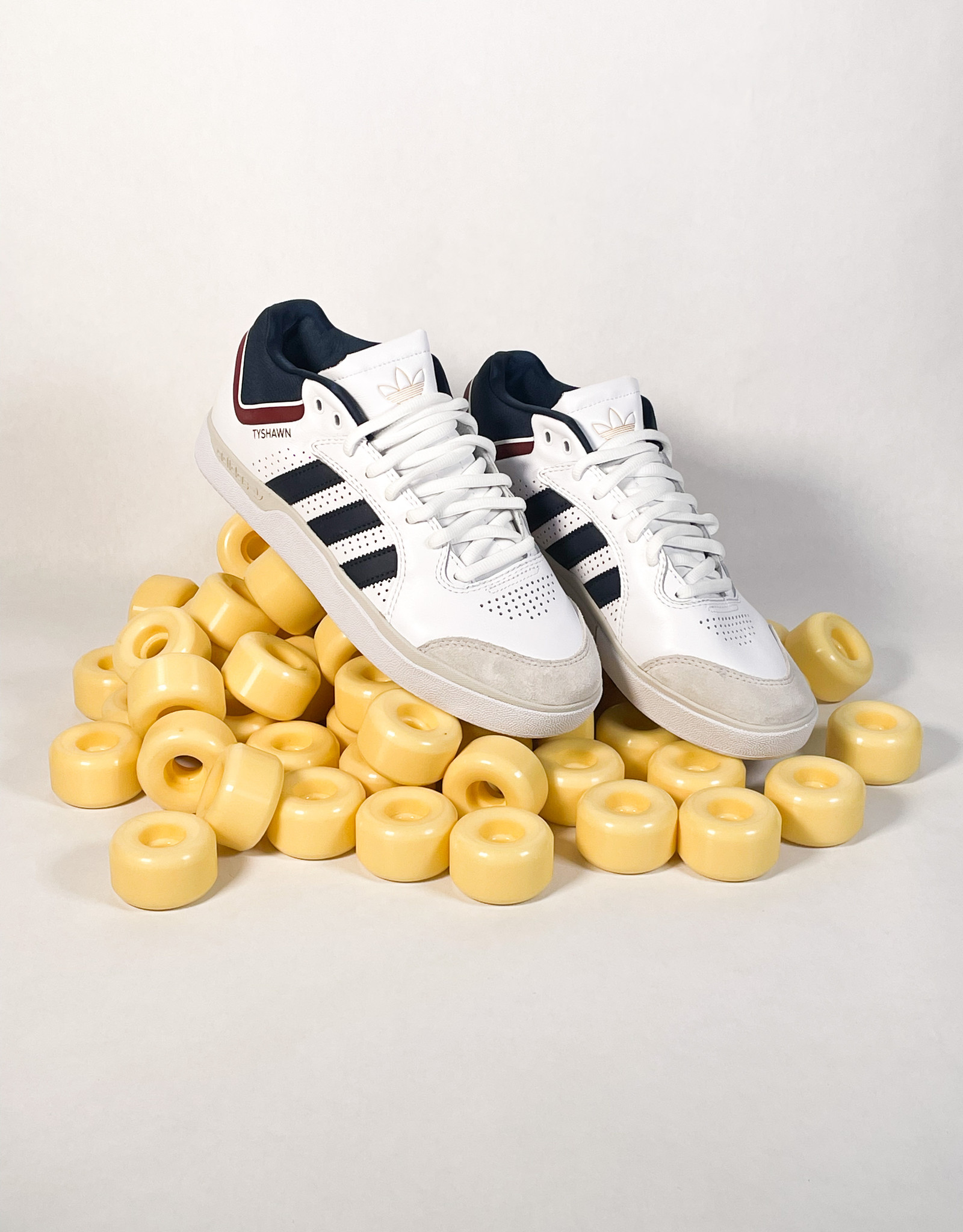 ADIDAS TYSHAWN FTWWHT/CONAV