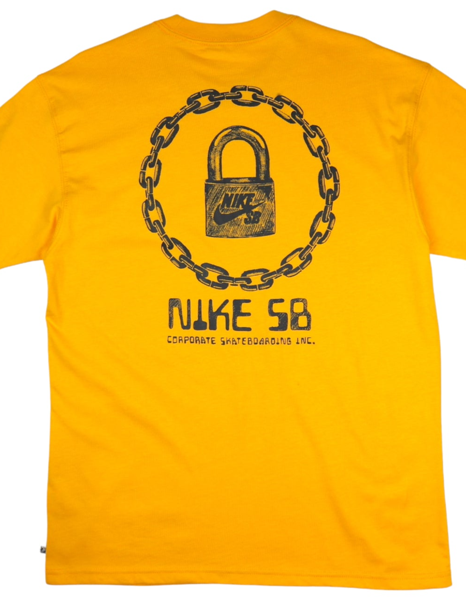 NIKE NIKE SB ON LOCK SKATE TEE - UNIVERSITY GOLD