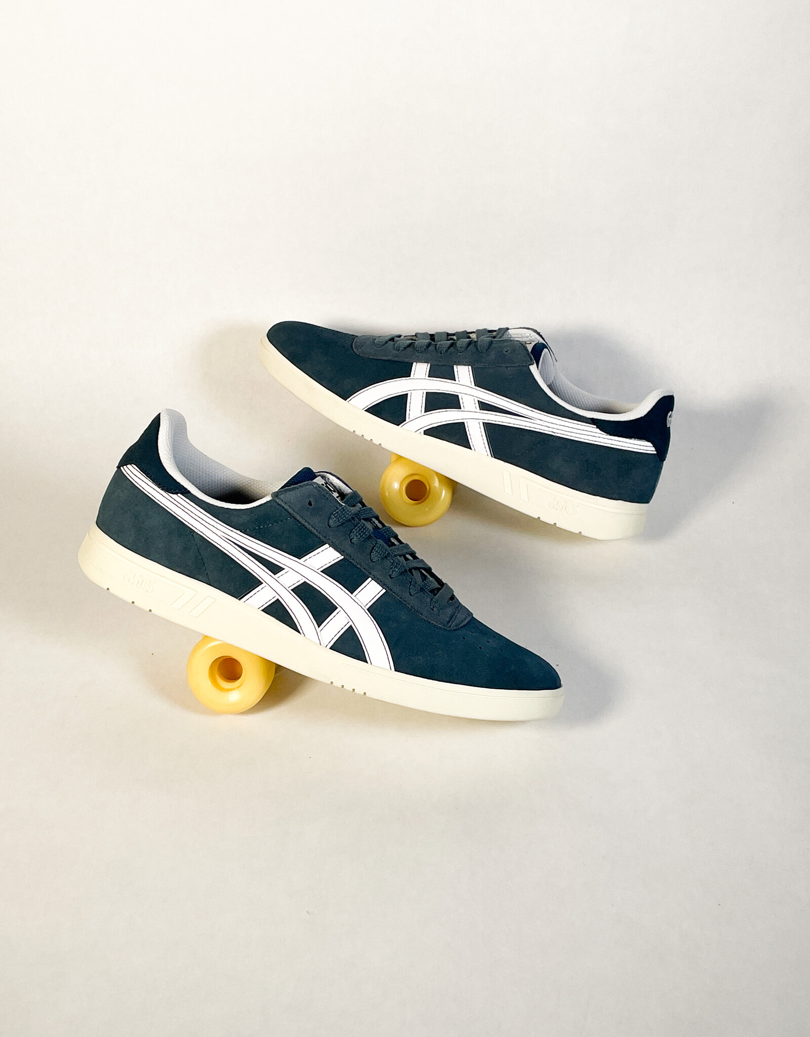 ASICS ASICS SKATE GEL VICKKA PRO IRONCLAD/WHITE