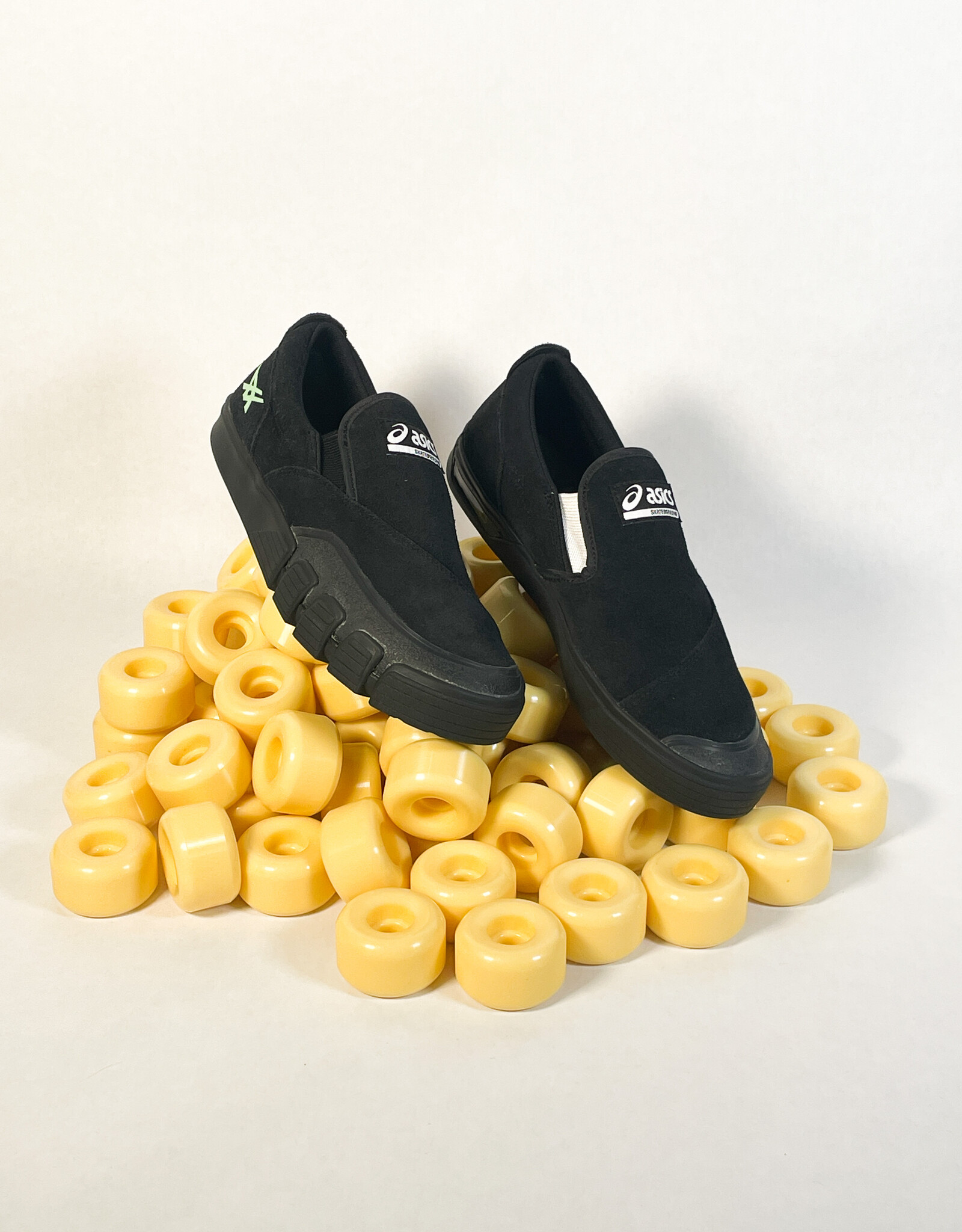 ASICS SKATE GEL FLEXKEE SLIP-ON BLACK/TOURMALINE