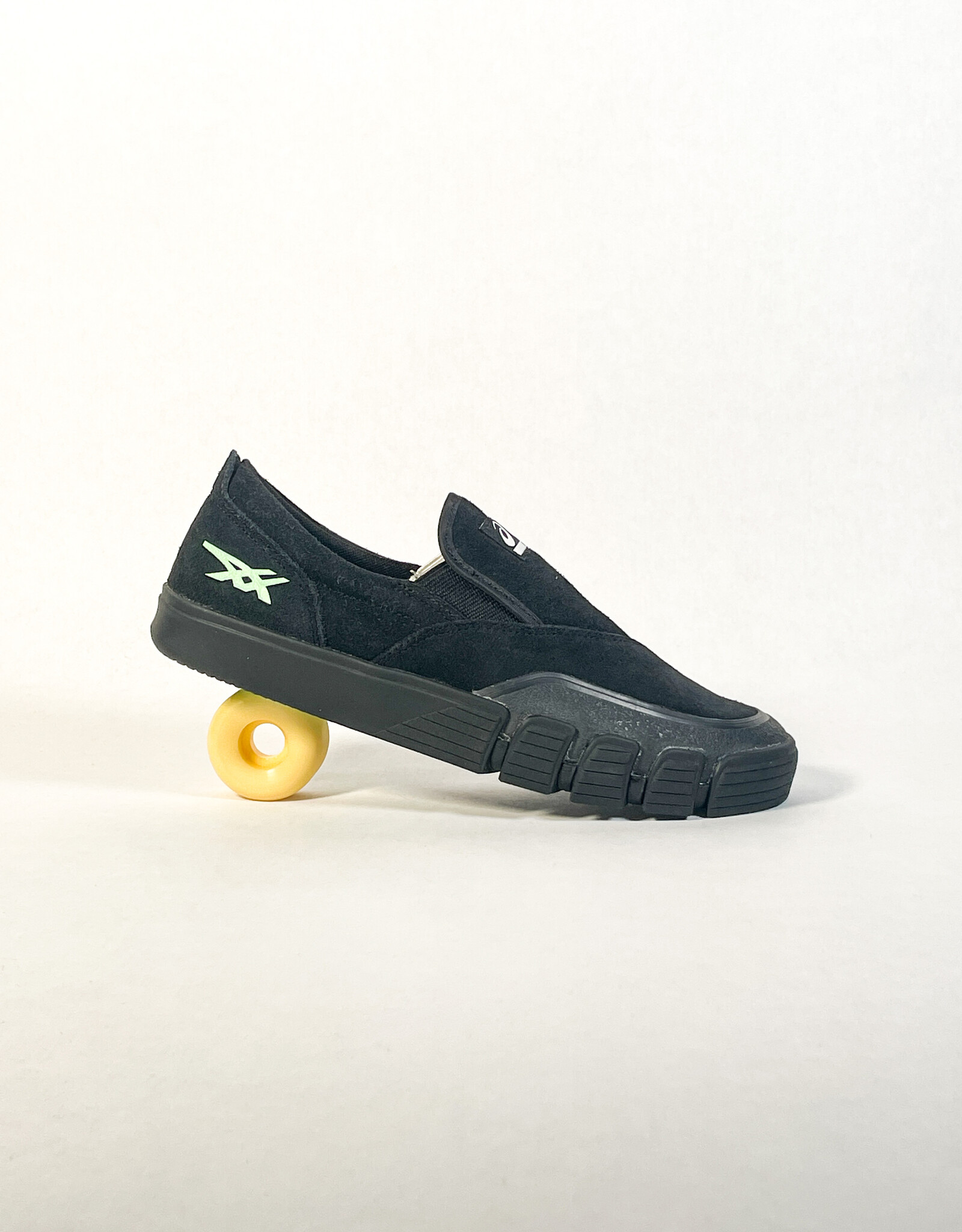 ASICS SKATE GEL FLEXKEE SLIP-ON BLACK/TOURMALINE