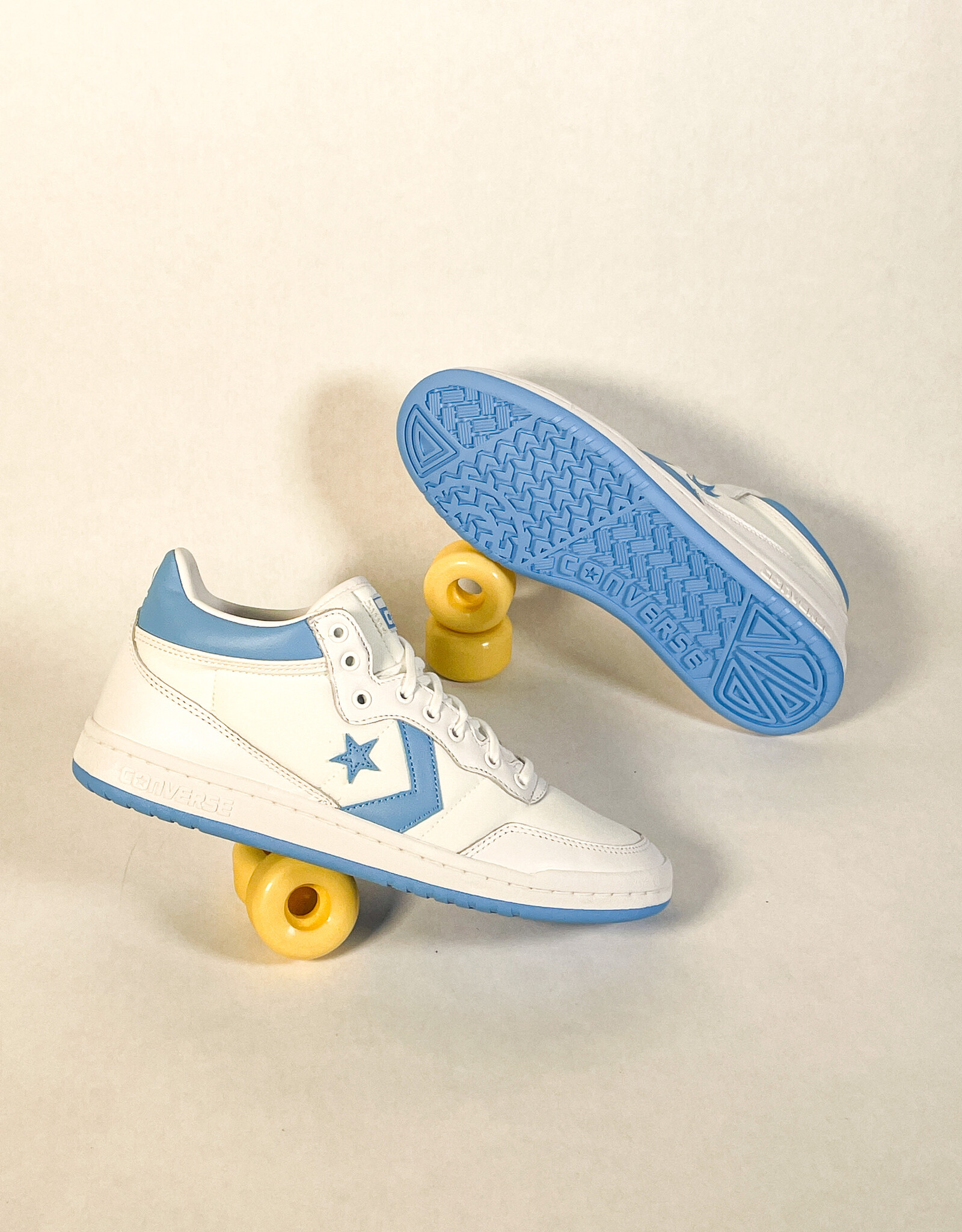 CONVERSE CONS FASTBREAKS PRO MID - WHITE/LT BLUE/WHITE