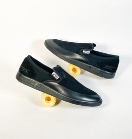 ASICS SKATE GEL-VICKKA SLIP ON - BLACK/BLACK
