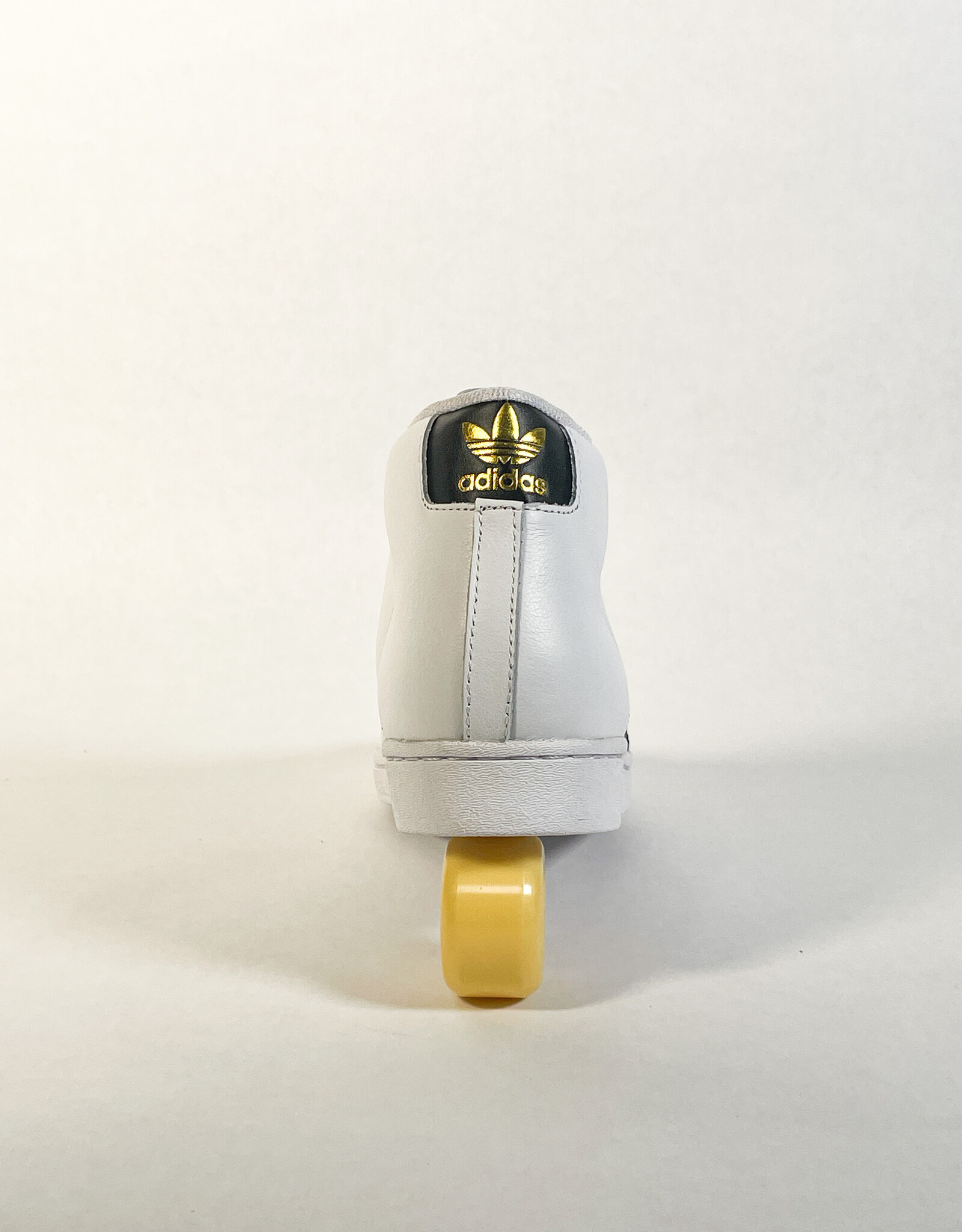 ADIDAS PRO MODEL ADV - WHITE/CORE BLACK/GOLD METALLIC