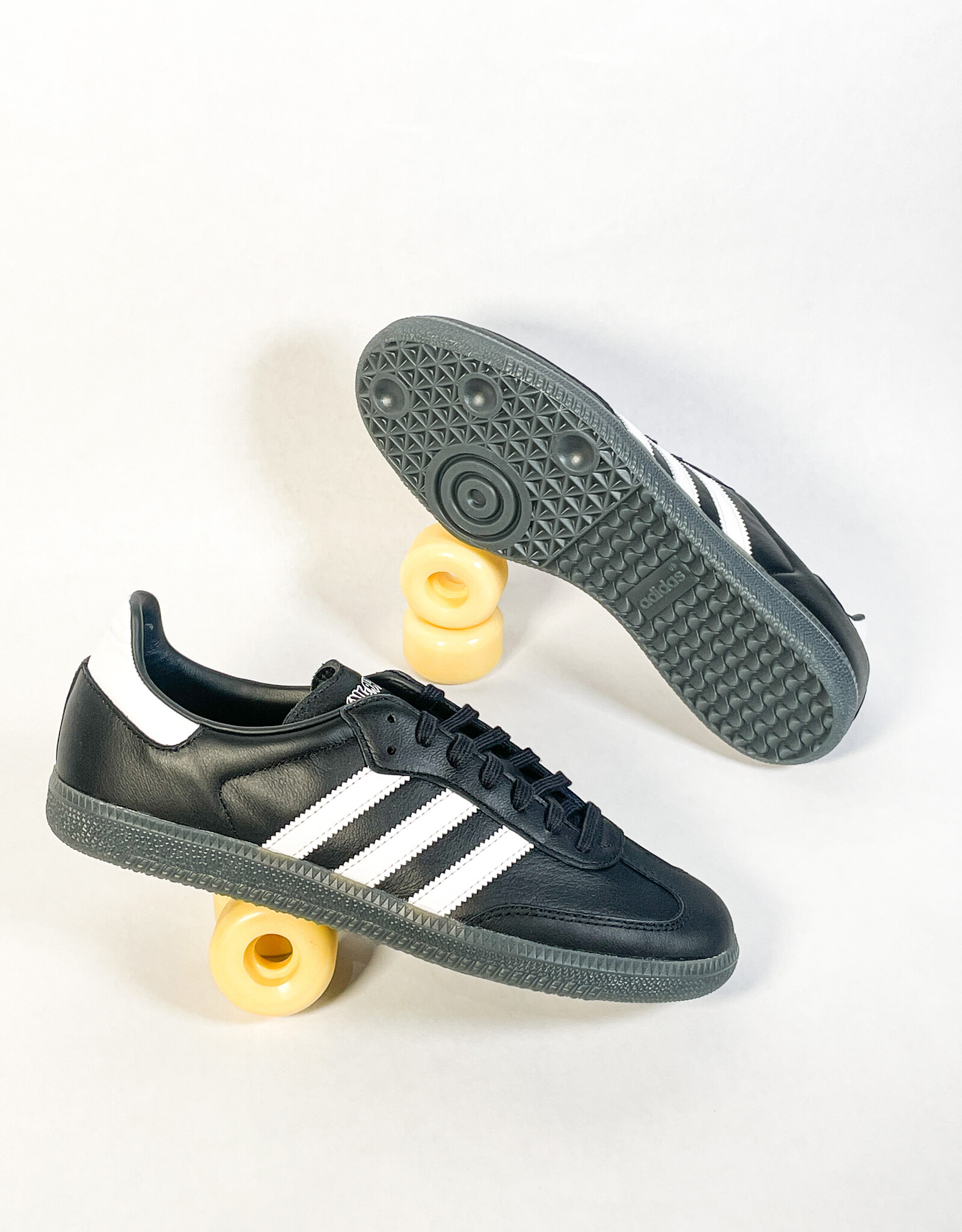 Fucking Awesome×adidas Originals Samba adidas Fucking Awesome x Samba Black White for Sale
