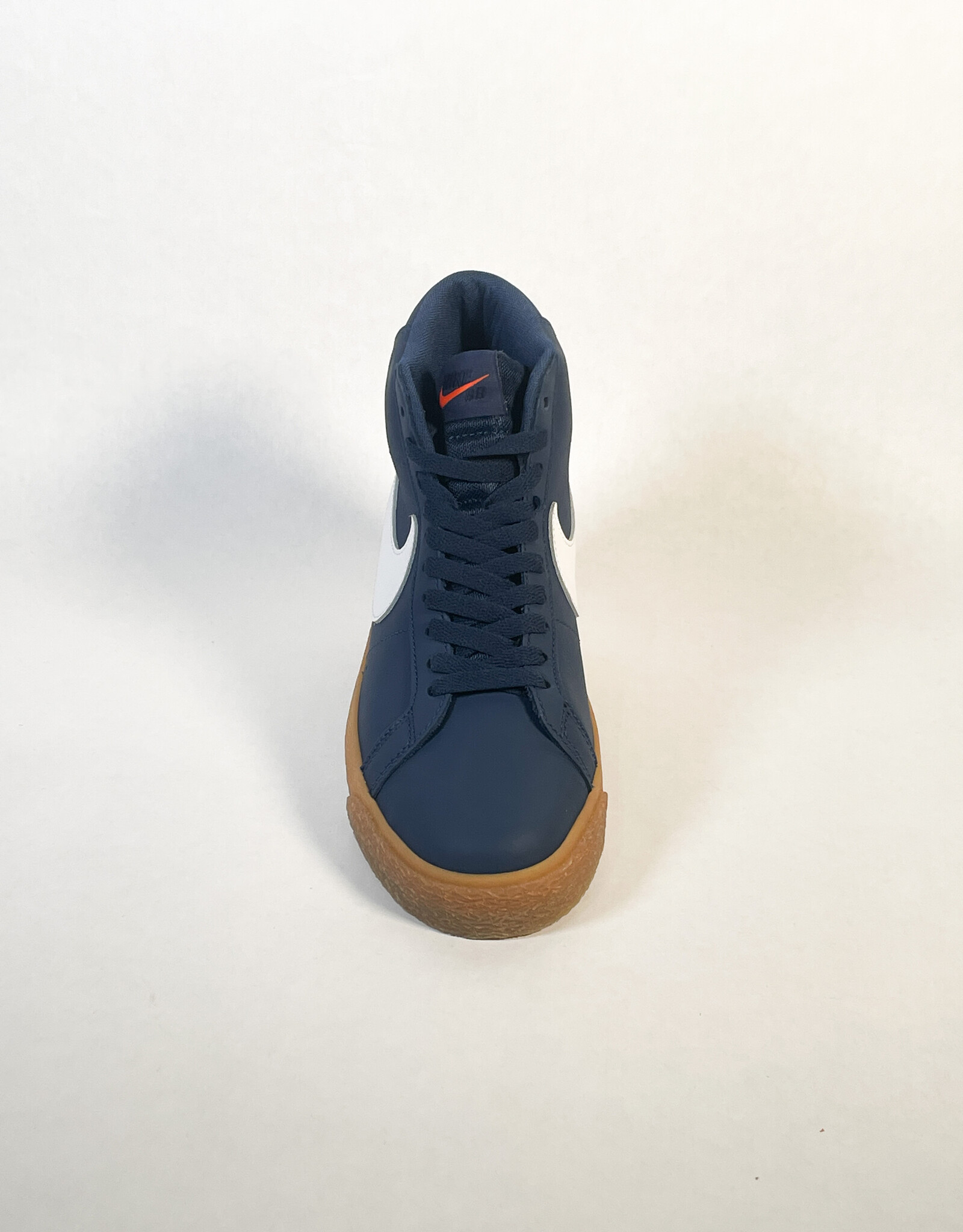 NIKE SB ZOOM BLAZER MID NAVY/WHITE-NAVY-GUM LIGHT BROWN