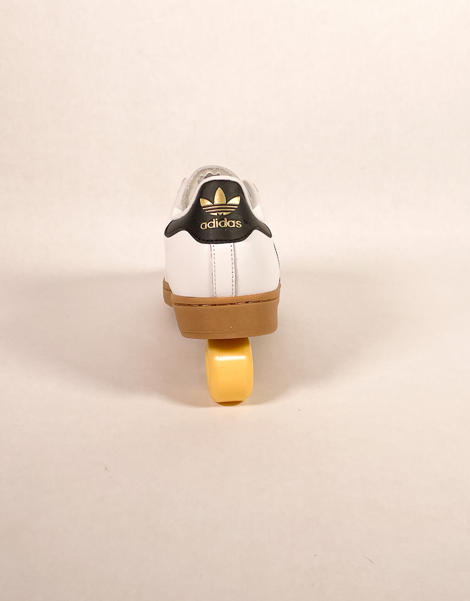 ADIDAS SUPERSTAR ADV FTWWHT/CBLAC/GUM