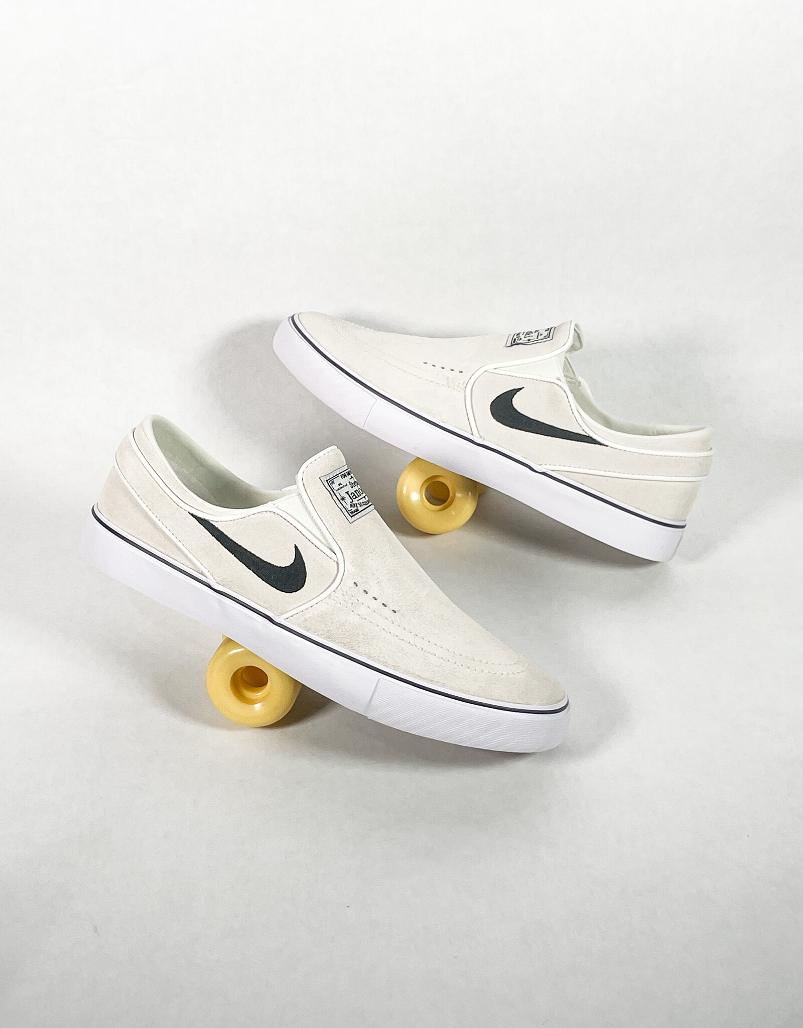 NIKE SB JANOSKI+ SLIP SUMMIT WHITE/BLACK-SUMMIT WHITE-WHITE