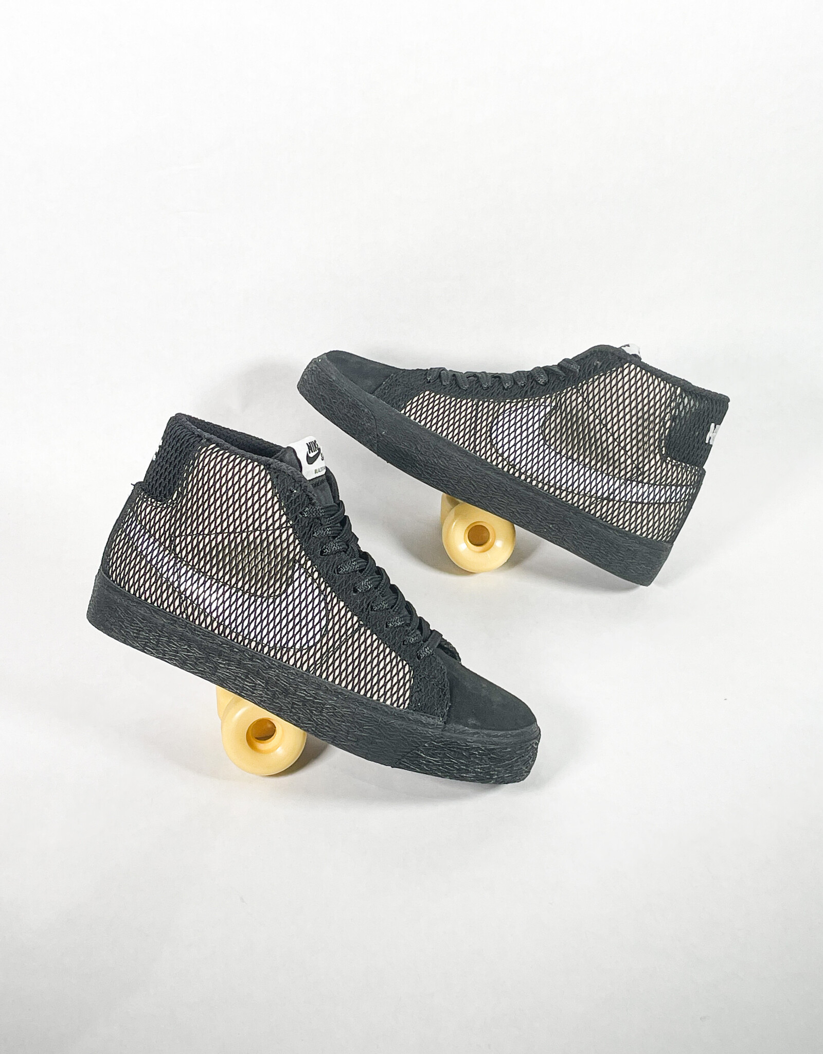 NIKE SB ZOOM BLAZER MID PREMIUM WHITE/BLACK-WHITE-BLACK