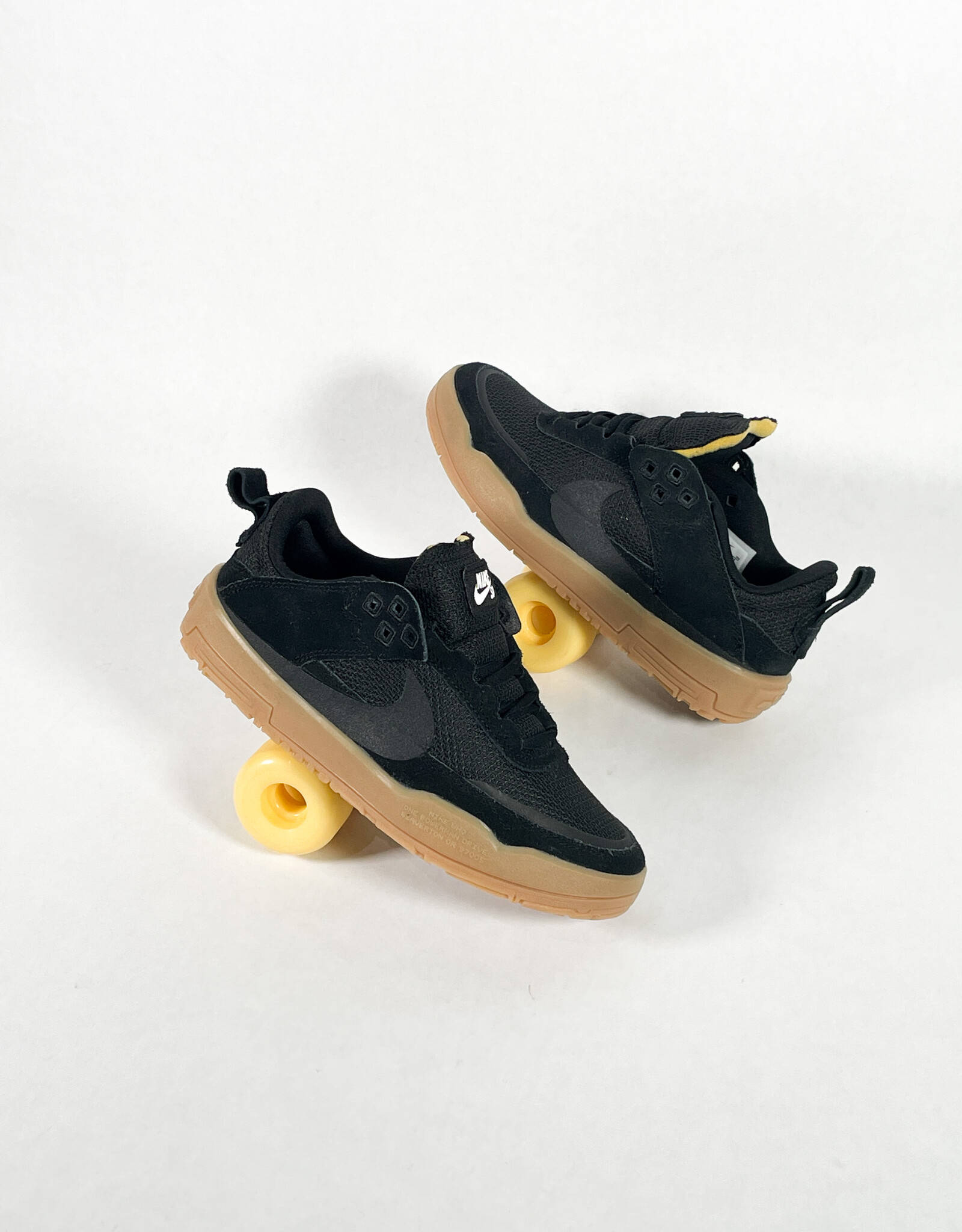 NIKE SB DAY ONE (GRADE SCHOOL) BLACK/BLACK-GUM LIGHT BROWN-WHITE