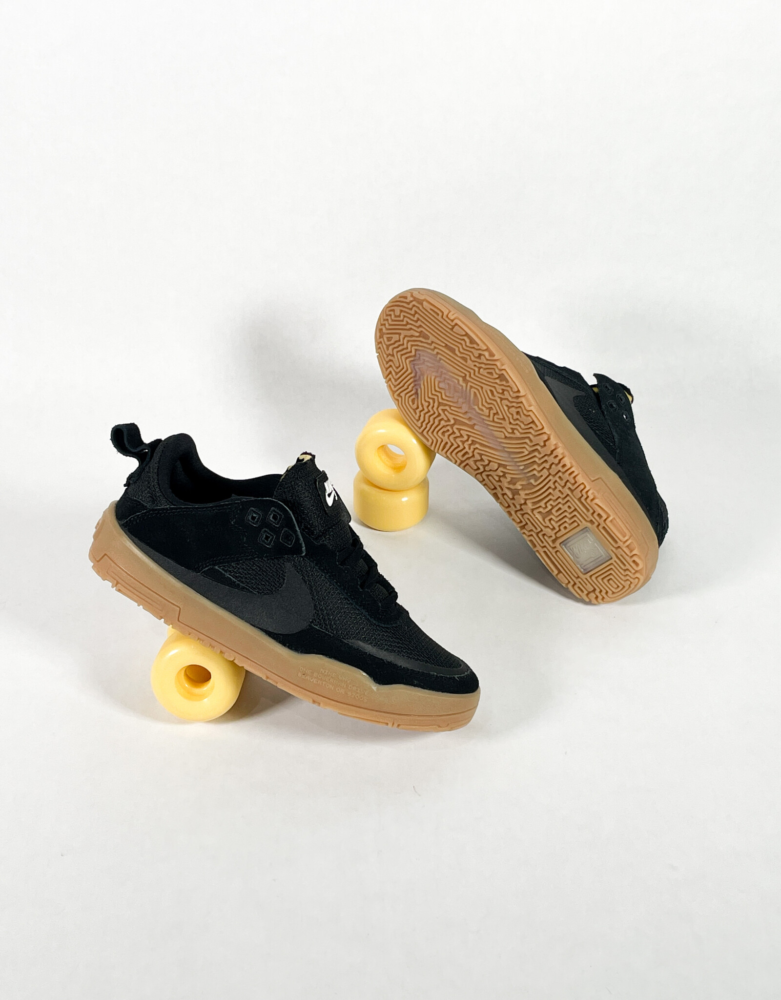 NIKE SB DAY ONE (GRADE SCHOOL) BLACK/BLACK-GUM LIGHT BROWN-WHITE