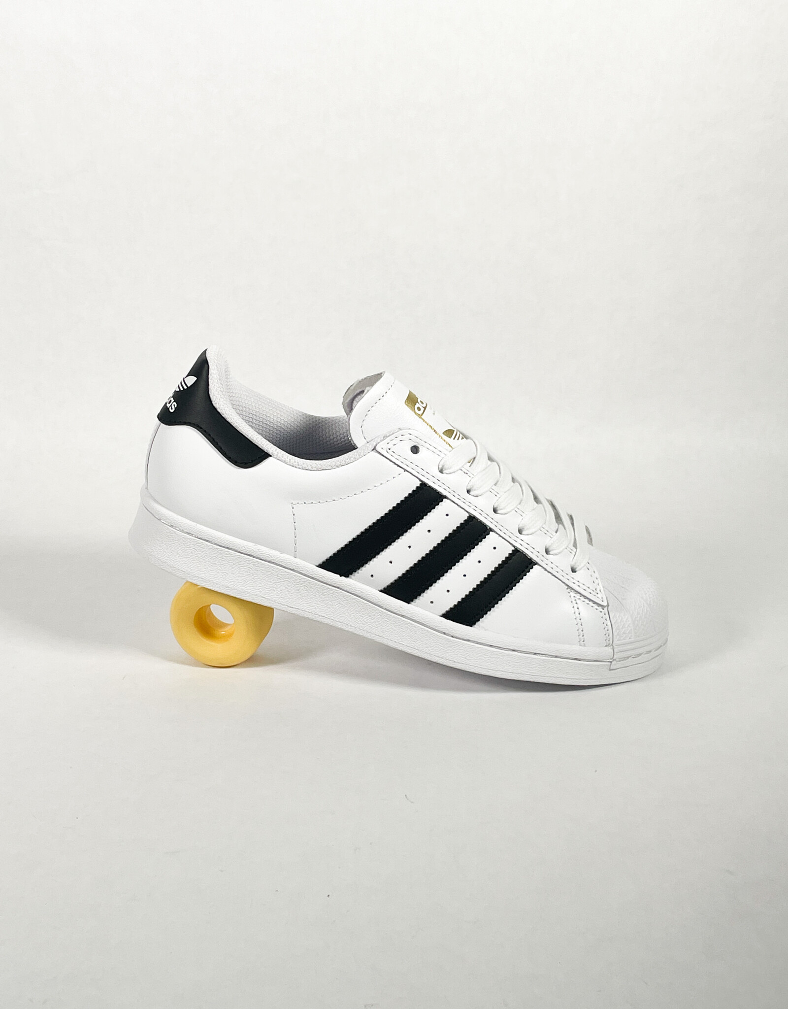 ADIDAS SUPERSTAR ADV - FTWWHT/CBLACK/FTWWHT - KINGSWELL