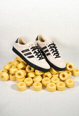 ADIDAS PUIG INDOOR - WONQUA/CBLACK/CWHITE