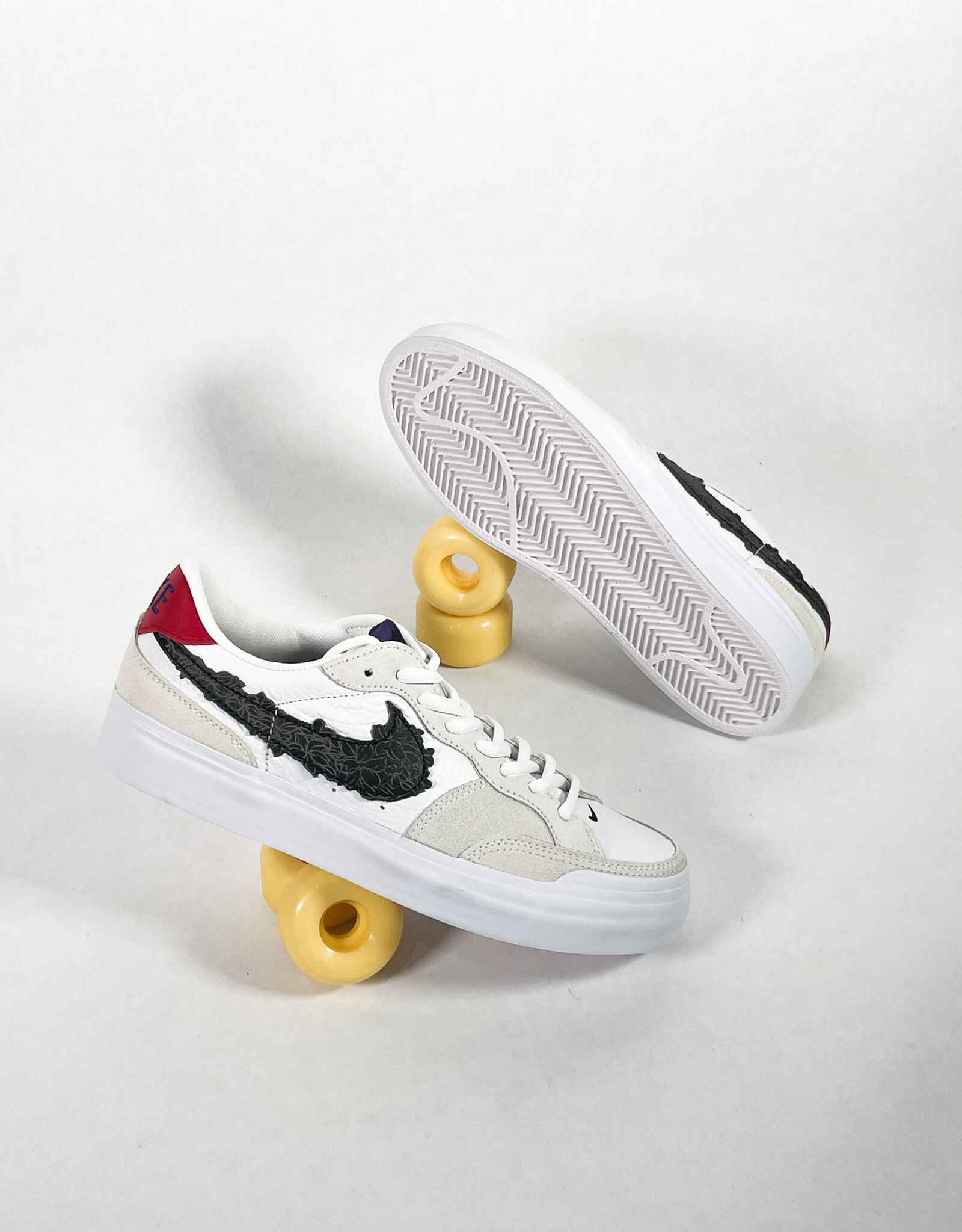 靴 NIKE SB ZOOM POGO PLUS W27.0cm M26.5cm Nike SB Zoom Pogo Plus PRM Sail & Light Bone Skate Shoes