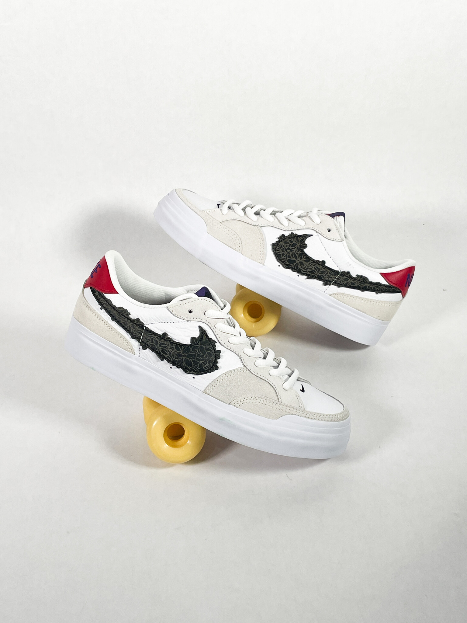 公式正規品!★Nike Sb Zoom Pogo Plus Premium Skate NIKE SB Zoom Pogo Plus PRM Black/Black/Gum【WMNS CM