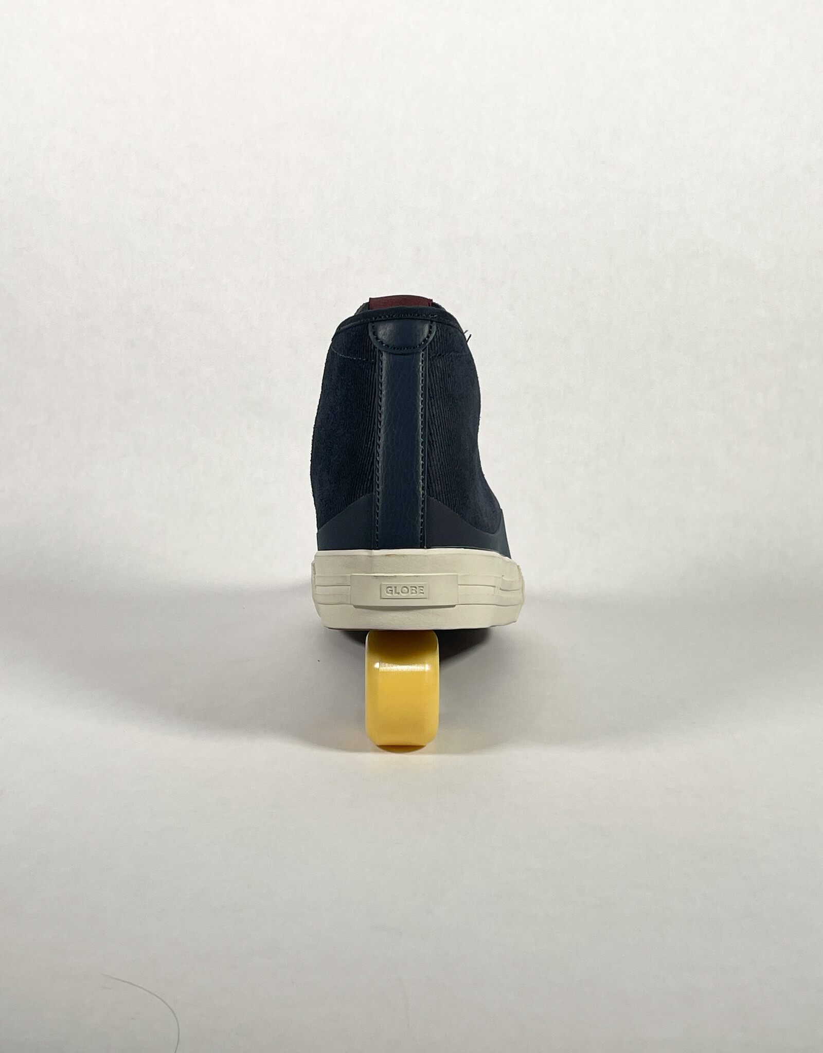 GLOBE GLOBE GILLETTE MID - INK CORDED SUEDE