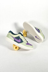 NIKE SB FORCE 58 PREMIUM - OLIVE AURA/BLACK RASPBERRY-ARMORY NAVY
