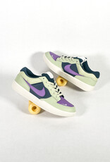 NIKE SB FORCE 58 PREMIUM - OLIVE AURA/BLACK RASPBERRY-ARMORY NAVY