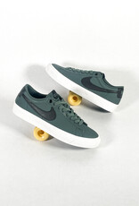 ◆正規品◆NIKE SB BLAZER LOW PRO GT VINTAGE GREEN◆関税込◆ NIKE SB BLAZER LOW PRO GT - VINTAGE GREEN/BLACK-VINTAGE