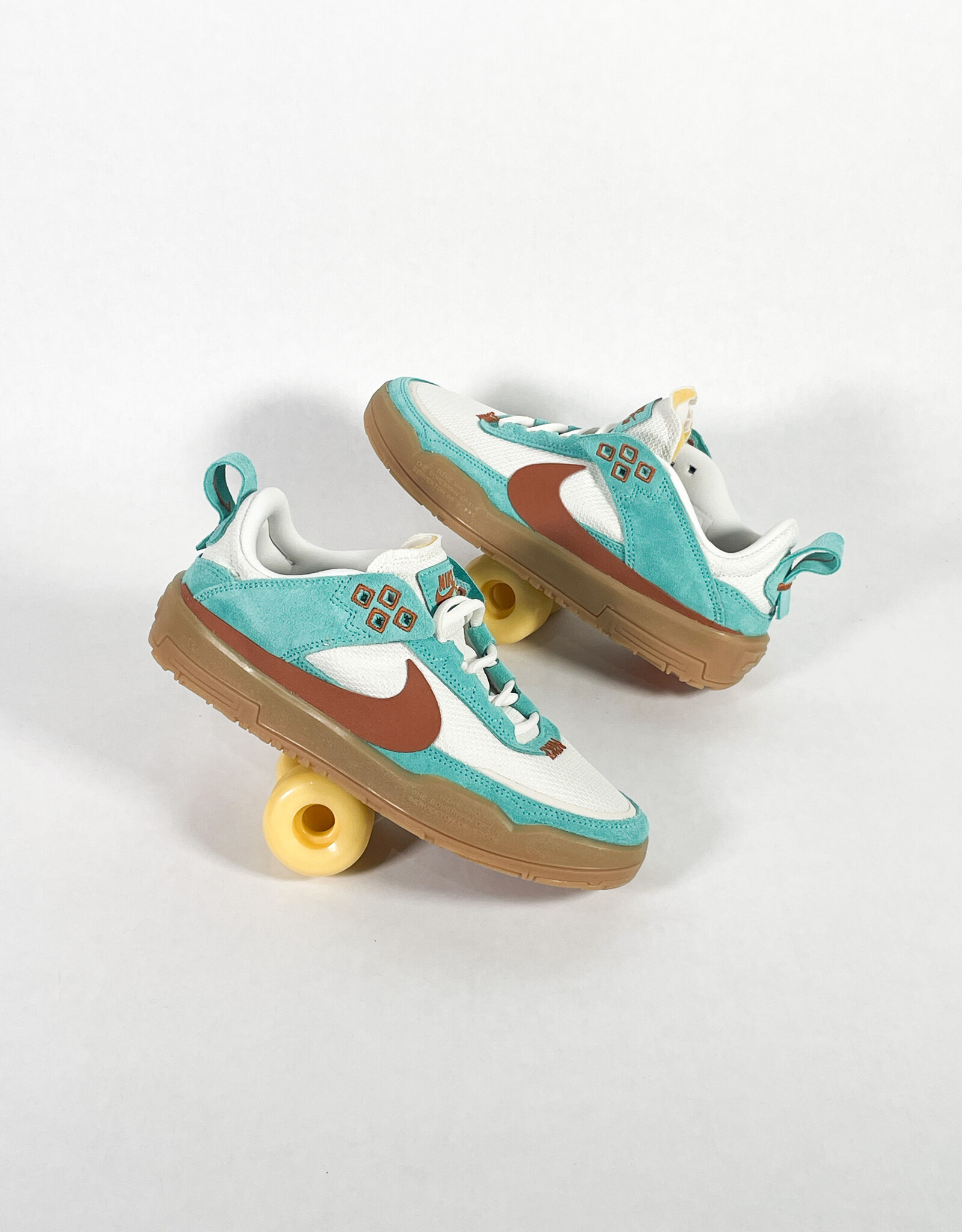 Nike sb dark green 2025