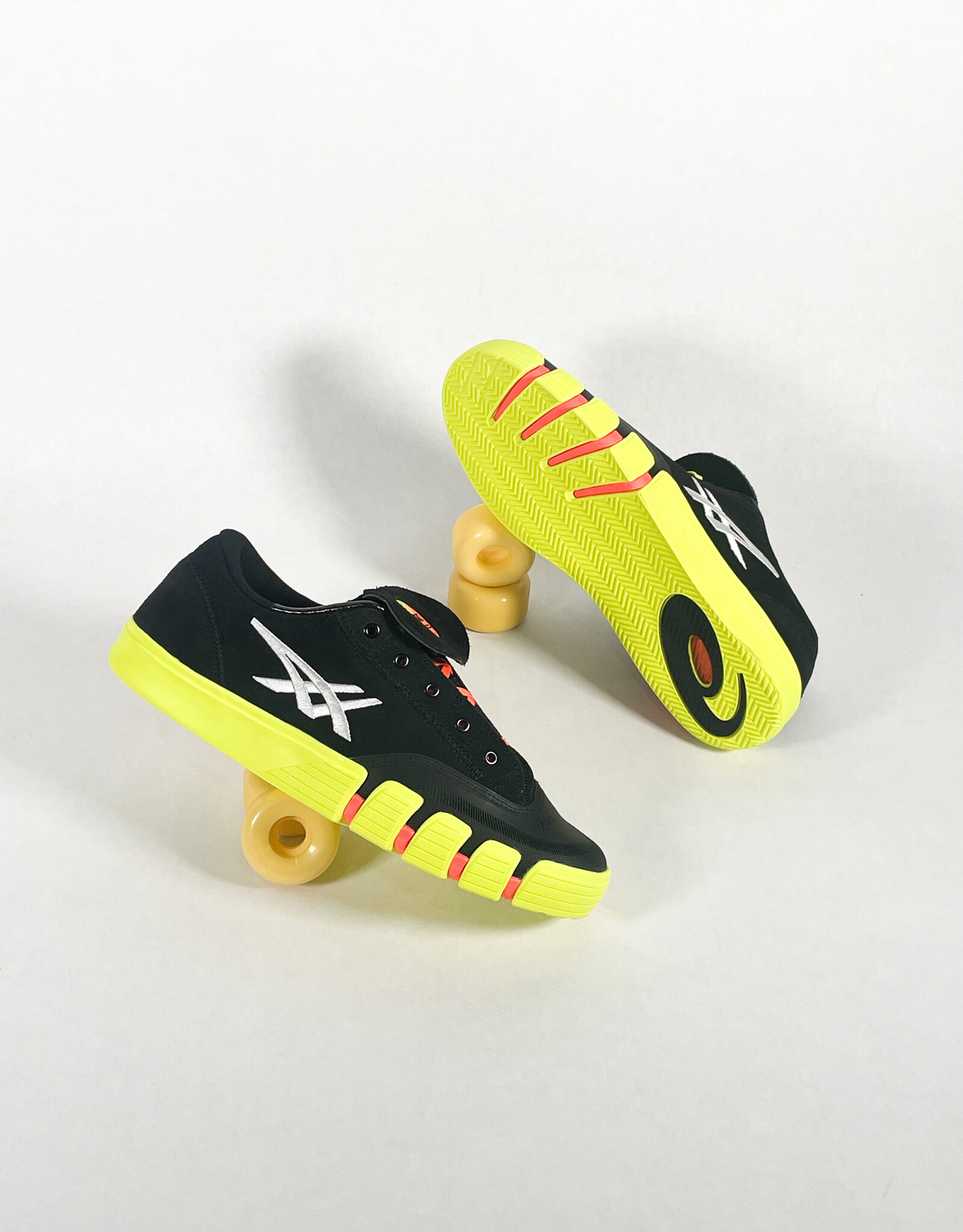 ASICS GEL FLEXKEE PRO 2.0 PARIS - BLACK/SAFETY YELLOW