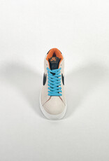 NIKE NIKE SB ZOOM BLAZER MID ELECTRIC PHANTOM/BLACK-MONARCH-SUMMIT WHITE