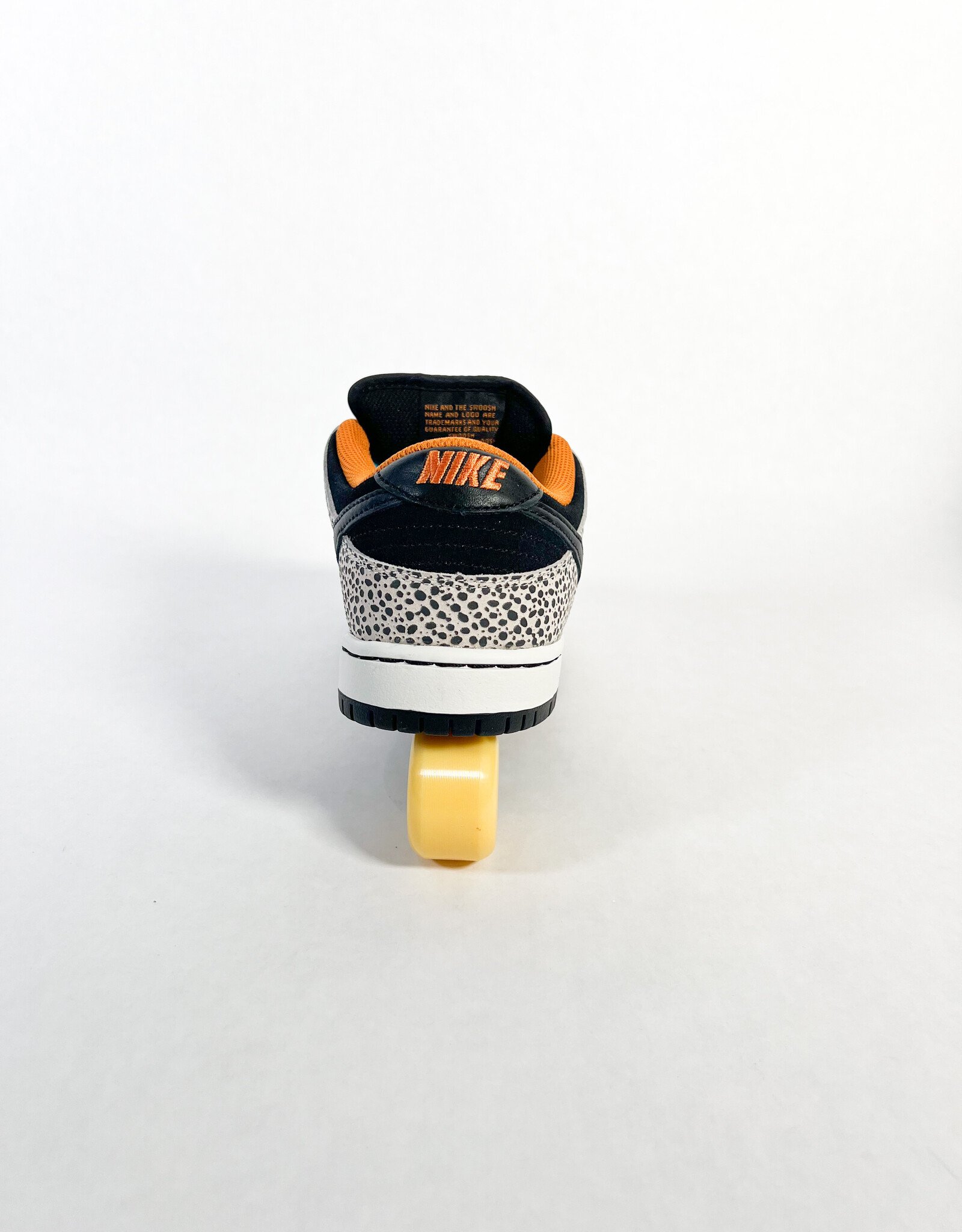 NIKE SB ELECTRIC PACK OLYMPIC SAFARI DUNK LOW PHANTOM BLACK