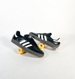 ADIDAS PUIG SAMBA CBLACK/FTWWHITE/GUMS