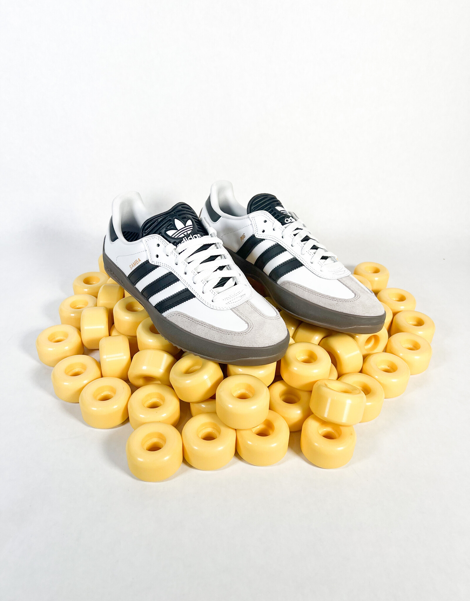 ADIDAS PUIG SAMBA FTWWHT/CBLACK/GUMS